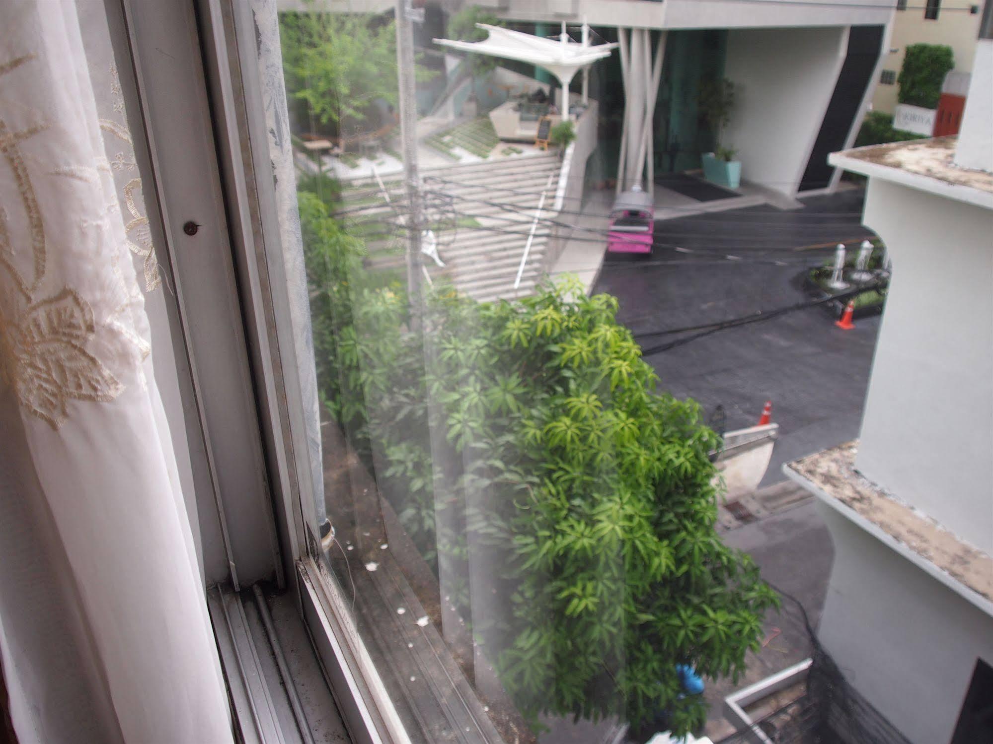 A-One Inn Bangkok Esterno foto